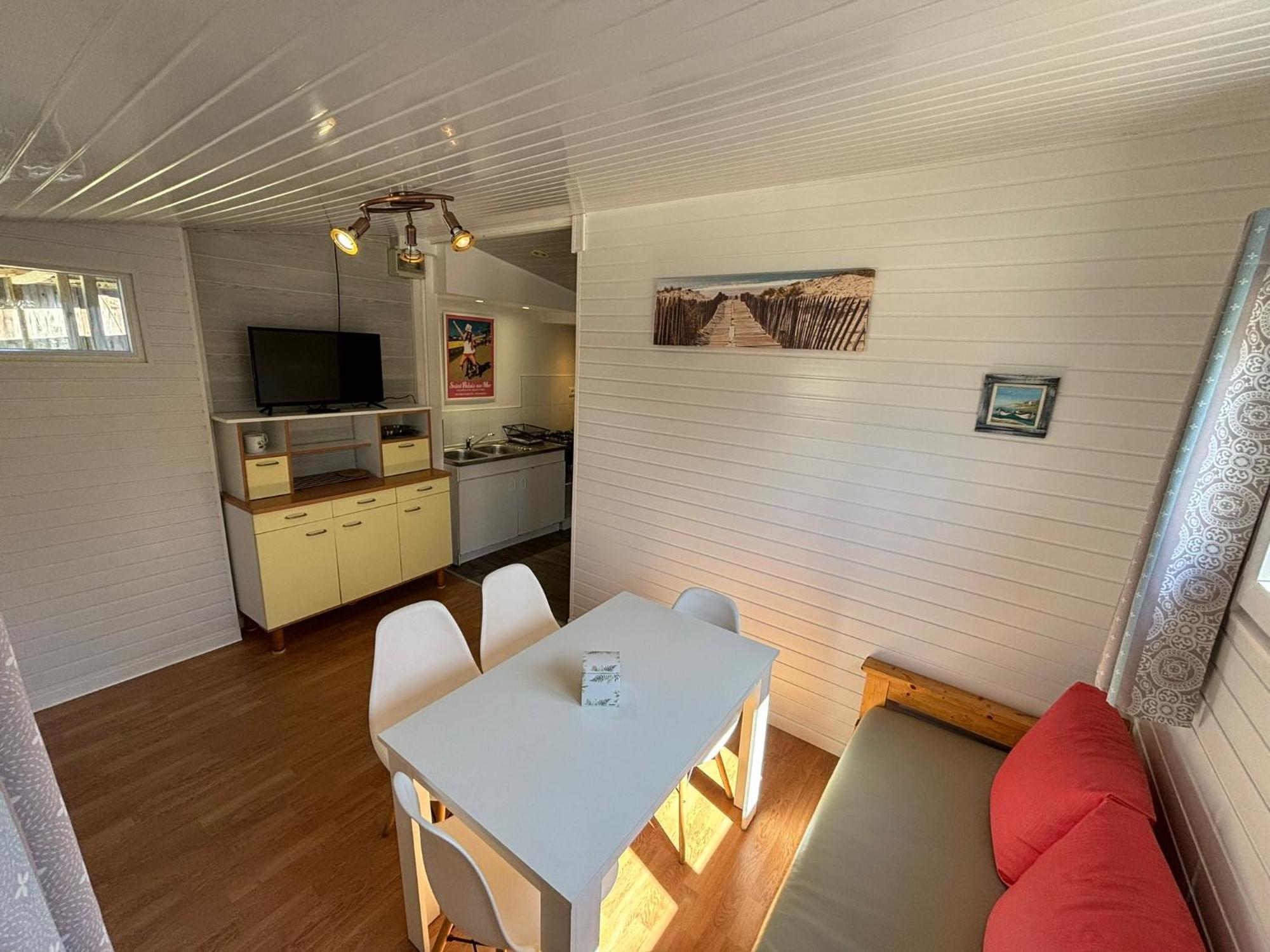 Camping Le Repos Saint-Palais-sur-Mer Exterior foto