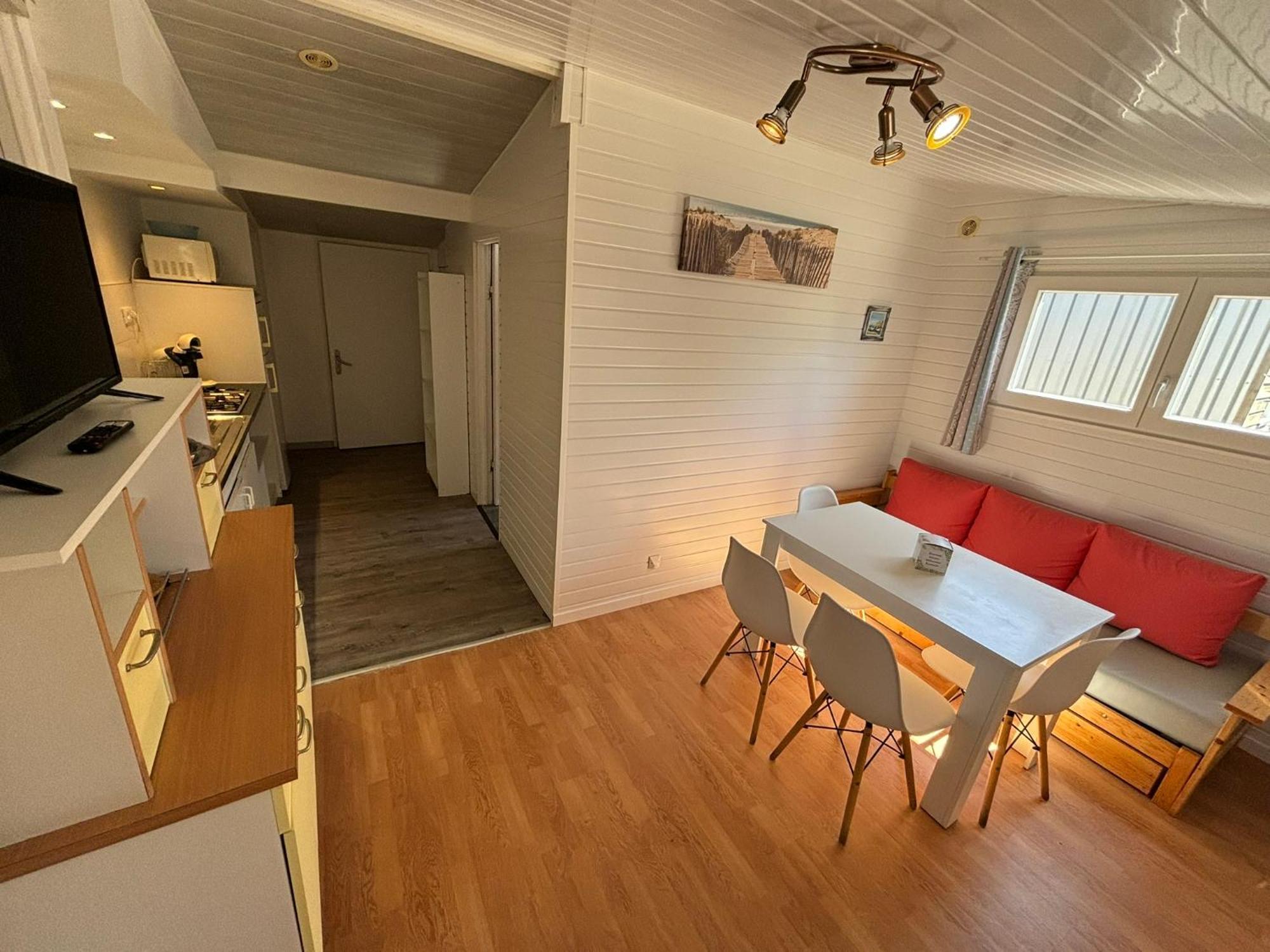 Camping Le Repos Saint-Palais-sur-Mer Exterior foto